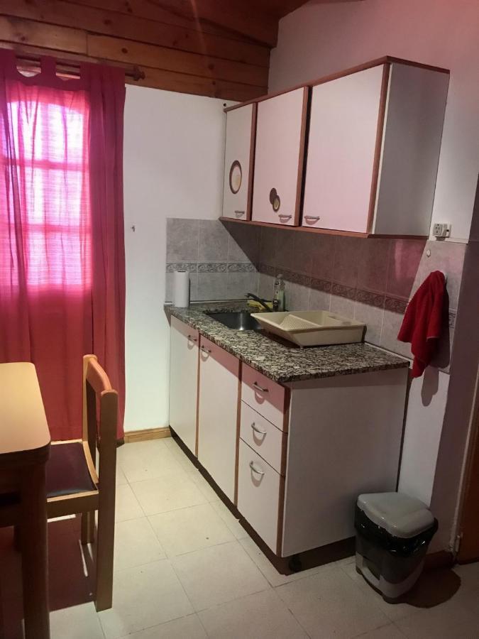 Pequena Casa De Troncos, Detras De Casa Principal No Trabajo Con Tarjeta De Credito Πουέρτο Μαντρίν Εξωτερικό φωτογραφία